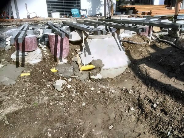 Wykop i montaż zbiornika pod tarasem
